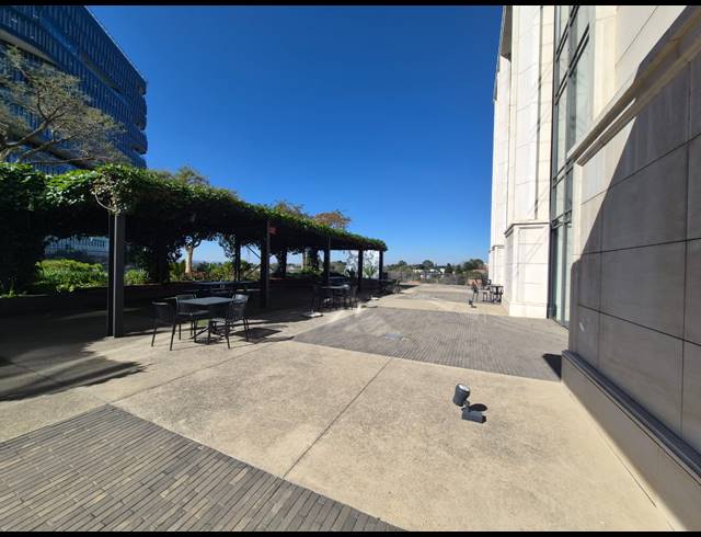 1,816M² OFFICE TO LET IN SANDTON CENTRAL